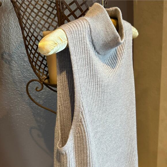 NWT, H by Halston Women’s Sz Small Heather Gray Ribbed Sweater Vest K629 - Picture 8 of 15